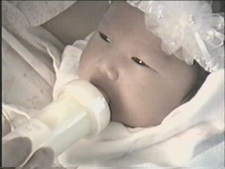 052699_09.JPG (23141 bytes)