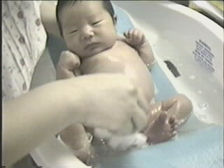 052899_01.JPG (28093 bytes)