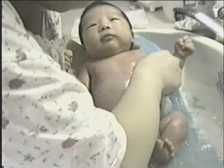 052899_01.JPG (28093 bytes)