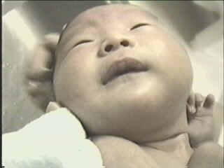 052899_09.JPG (23141 bytes)